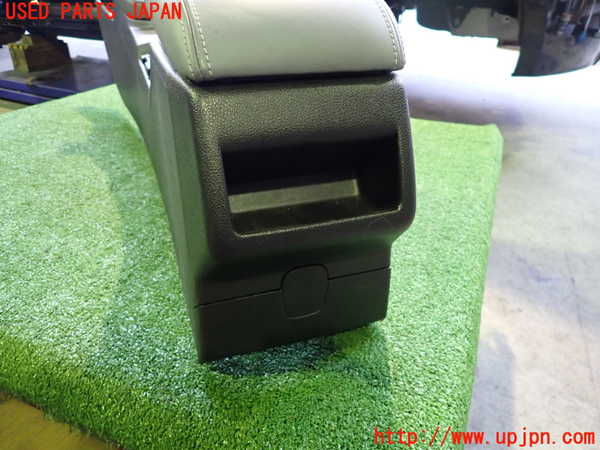 2UPJ-24917540]プジョー・RCZ(T7R5F02)センターコンソール 中古_m0003.jpg