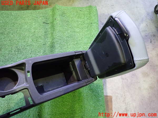 2UPJ-24917540]プジョー・RCZ(T7R5F02)センターコンソール 中古_m0004.jpg