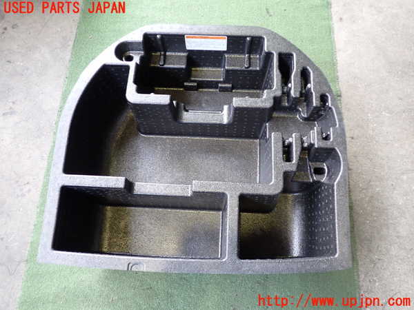 2UPJ-24917772]プジョー・RCZ(T7R5F02)ラゲッジトレイ2 中古_m0001.jpg