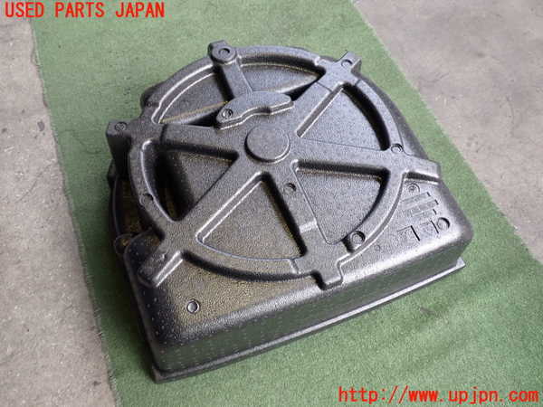 2UPJ-24917772]プジョー・RCZ(T7R5F02)ラゲッジトレイ2 中古_m0002.jpg