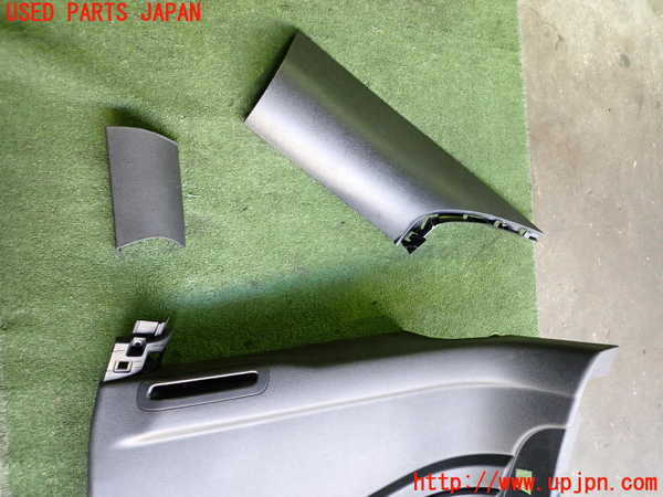 2UPJ-24917675]プジョー・RCZ(T7R5F02)右リアピラートリム 中古_m0002.jpg