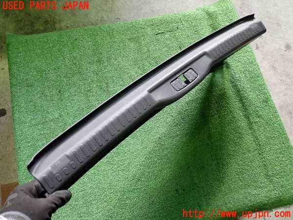 2UPJ-24917740]プジョー・RCZ(T7R5F02)スカッフプレート 中古_m0002.jpg