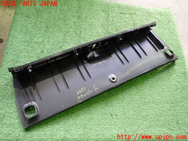 2UPJ-24917740]プジョー・RCZ(T7R5F02)スカッフプレート 中古_m0003.jpg