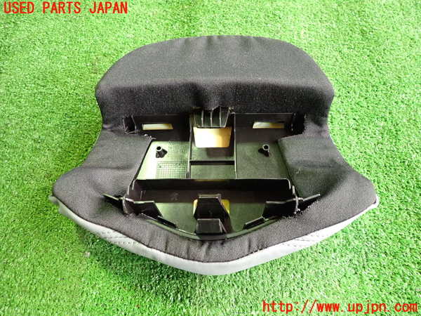 2UPJ-24917150]プジョー・RCZ(T7R5F02)右2列目ヘッドレスト 中古_m0004.jpg