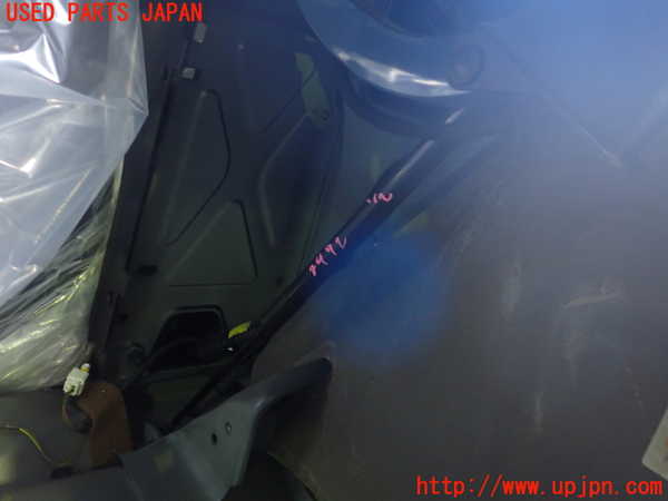 2UPJ-24921506]プジョー・RCZ(T7R5F03)トランクダンパー 中古_m0001.jpg