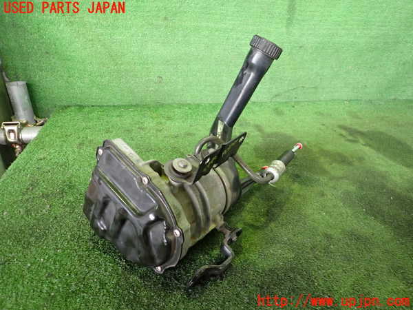 2UPJ-24924250]プジョー・RCZ(T7R5F03)パワステポンプ 中古_m0001.jpg