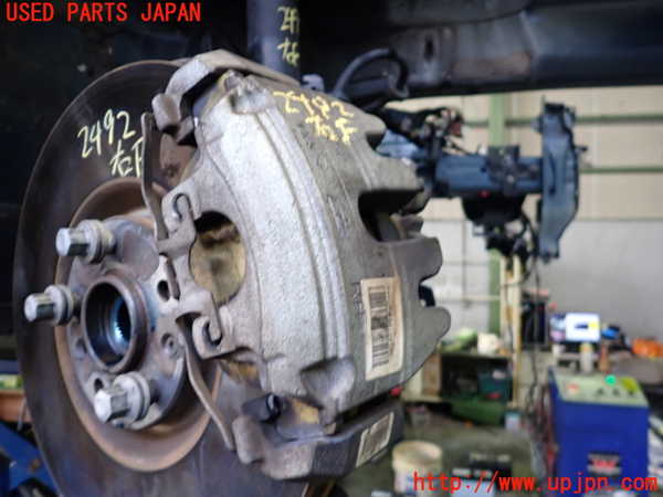 2UPJ-24924080]プジョー・RCZ(T7R5F03)右フロントキャリパー 中古_m0001.jpg
