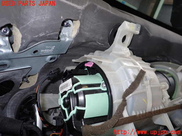 2UPJ-24926081]プジョー・RCZ(T7R5F03)エバポレーター1 中古_m0002.jpg