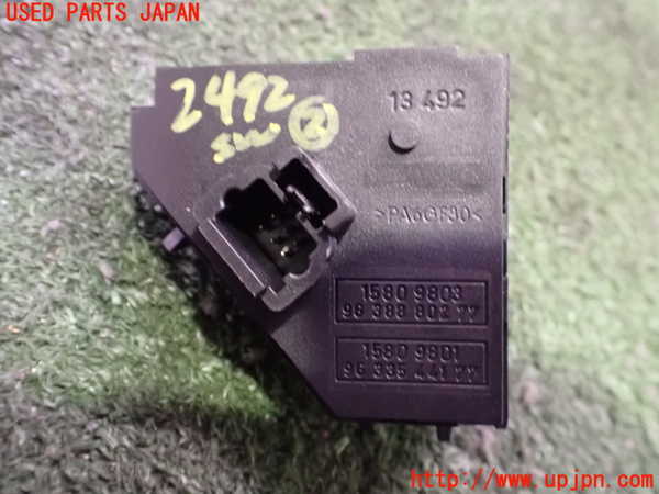 2UPJ-24926307]プジョー・RCZ(T7R5F03)スイッチ2 (ESC/MENU/MODE) 中古_m0002.jpg
