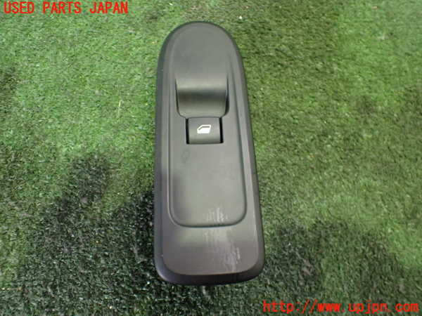 2UPJ-24926240]プジョー・RCZ(T7R5F03)右パワーウィンドウスイッチ (左ハンドル車) 中古_m0001.jpg