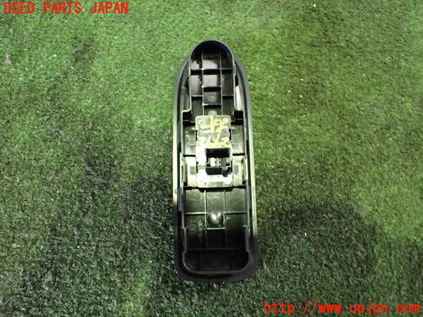 2UPJ-24926240]プジョー・RCZ(T7R5F03)右パワーウィンドウスイッチ (左ハンドル車) 中古_m0002.jpg