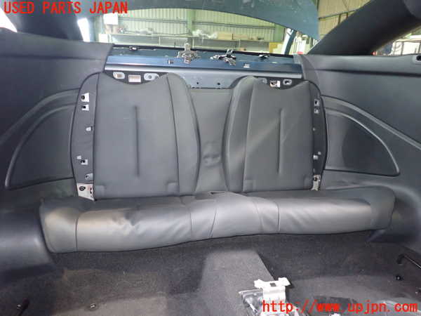 2UPJ-24927385]プジョー・RCZ(T7R5F03)リアシート 中古_m0001.jpg