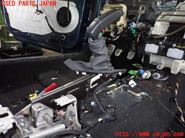 2UPJ-24927550]プジョー・RCZ(T7R5F03)サイドブレーキレバー 中古_m0001.jpg