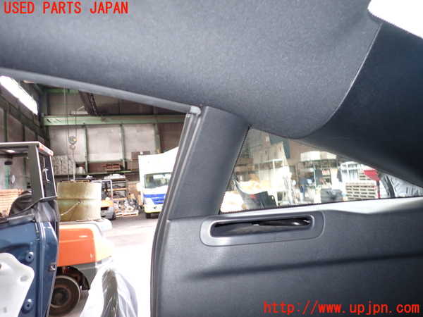 2UPJ-24927675]プジョー・RCZ(T7R5F03)右リアピラートリム 中古_m0003.jpg