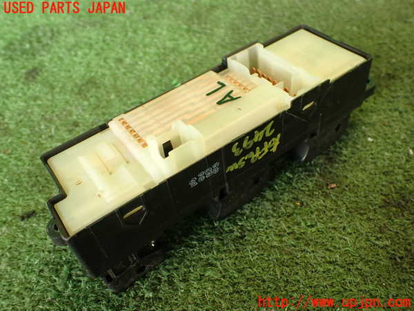 2UPJ-24936240]サニー(FB15)右前パワーウィンドウスイッチ 中古_m0004.jpg