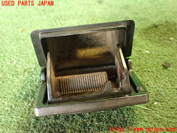 2UPJ-24937821]サニー(FB15)灰皿1 中古_m0003.jpg