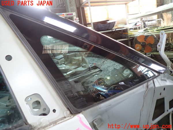 1UPJ-24941200]エスティマハイブリッド(AHR20W)右フロント三角窓ガラス M2H3 中古_m0001.jpg