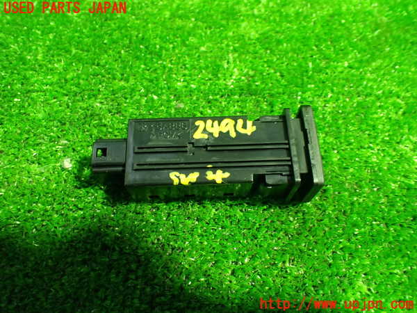 1UPJ-24946309]エスティマハイブリッド(AHR20W)スイッチ4（ワイパーデアイサー） 中古_m0003.jpg