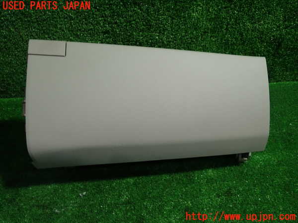 1UPJ-24947516]エスティマハイブリッド(AHR20W)グローブボックス1 中古_m0001.jpg