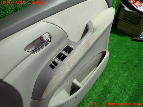 1UPJ-24941234]エスティマハイブリッド(AHR20W)右前ドア内張り 中古_m0002.jpg