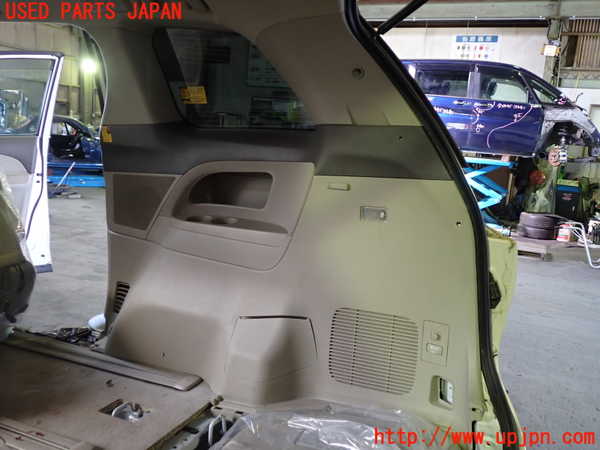 1UPJ-24947675]エスティマハイブリッド(AHR20W)右リアピラートリム 中古_m0001.jpg