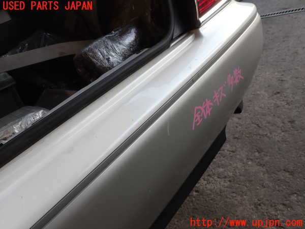2UPJ-24951610]クラウン マジェスタ(JZS177)リアバンパー 中古_m0004.jpg