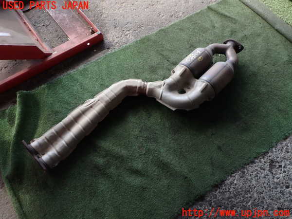 2UPJ-24952661]クラウン マジェスタ(JZS177)触媒1 中古_m0001.jpg
