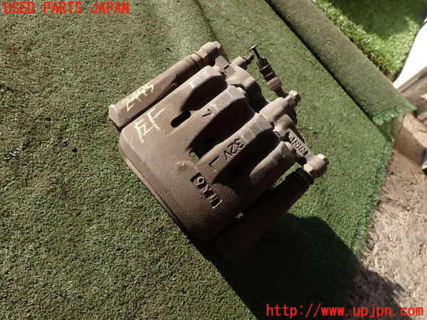 2UPJ-24954085]クラウン マジェスタ(JZS177)左フロントキャリパー 中古_m0001.jpg