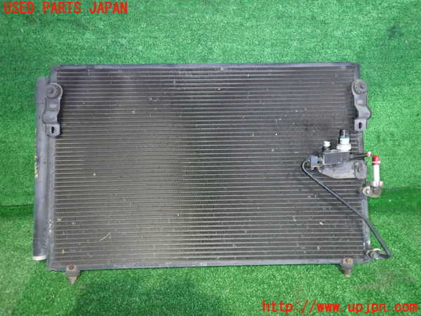 2UPJ-24956031]クラウン マジェスタ(JZS177)エアコンコンデンサー1 中古_m0001.jpg