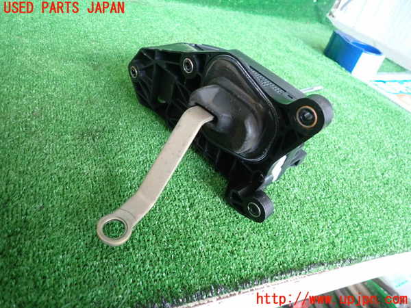2UPJ-24957555]クラウン マジェスタ(JZS177)ATシフトレバー 中古_m0003.jpg