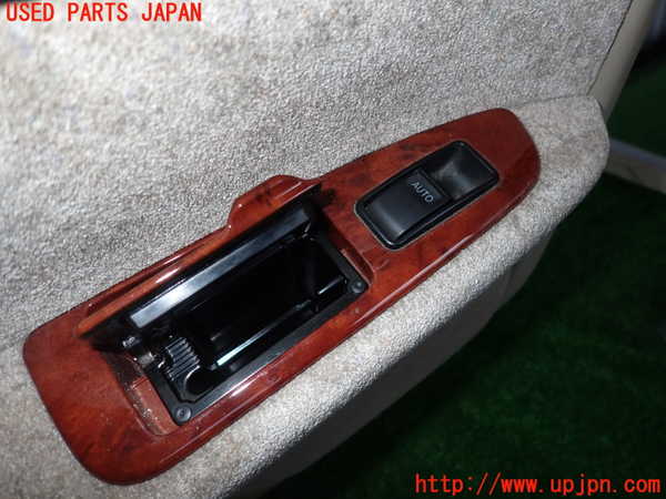 2UPJ-24951324]クラウン マジェスタ(JZS177)左後ドア内張り 中古_m0003.jpg