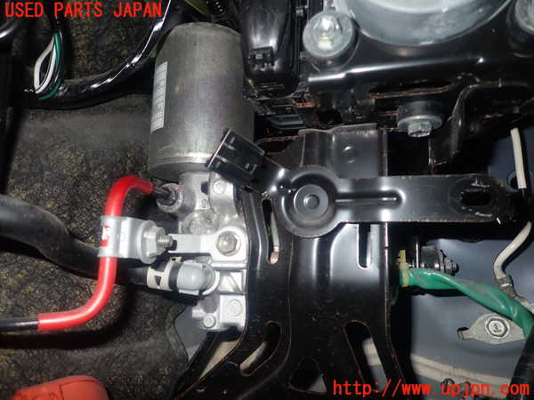 1UPJ-24964055]ヤリス(YARIS) ハイブリッド(MXPH10)ブレーキマスターバック 中古_m0001.jpg