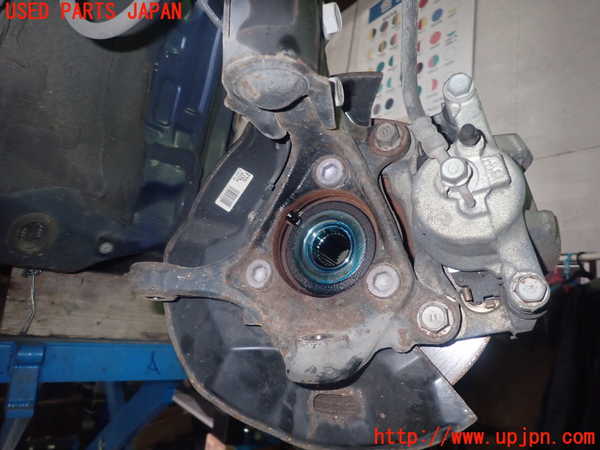 5UPJ-24964295]ヤリス(YARIS) ハイブリッド(MXPH10)左フロントナックルハブ 中古_m0002.jpg