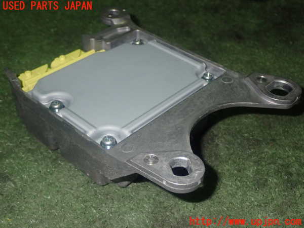 5UPJ-24966145]ヤリス(YARIS) ハイブリッド(MXPH10)エアバッグコンピューター 中古_m0003.jpg