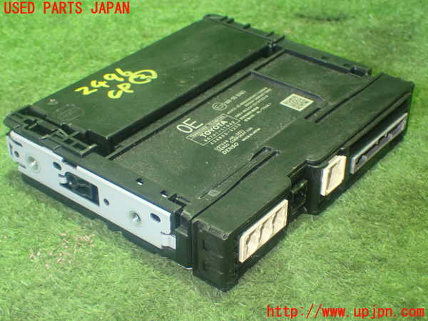 1UPJ-24966148]ヤリス(YARIS) ハイブリッド(MXPH10)コンピューター3 86741-11042 中古_m0002.jpg
