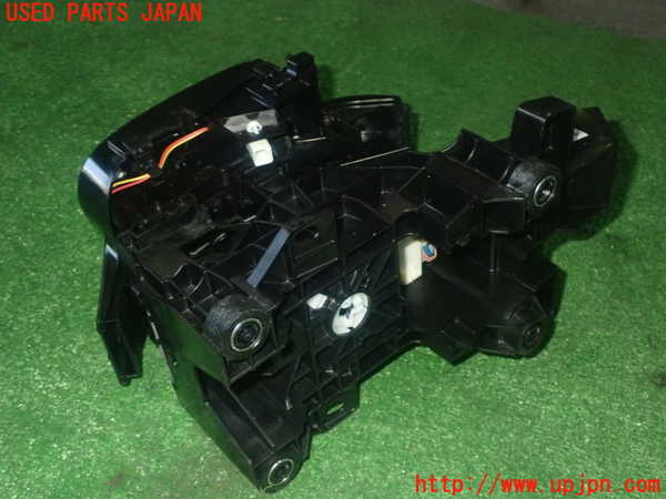 1UPJ-24967555]ヤリス(YARIS) ハイブリッド(MXPH10)ATシフトレバー 中古_m0002.jpg