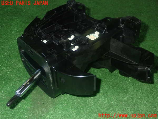 1UPJ-24967555]ヤリス(YARIS) ハイブリッド(MXPH10)ATシフトレバー 中古_m0003.jpg