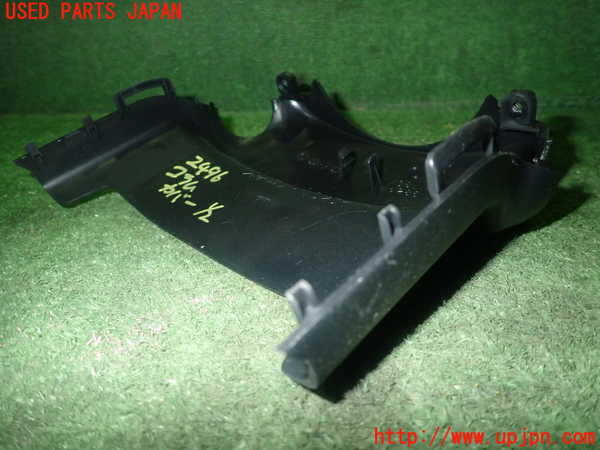 5UPJ-24967905]ヤリス(YARIS) ハイブリッド(MXPH10)コラムカバー 中古_m0003.jpg