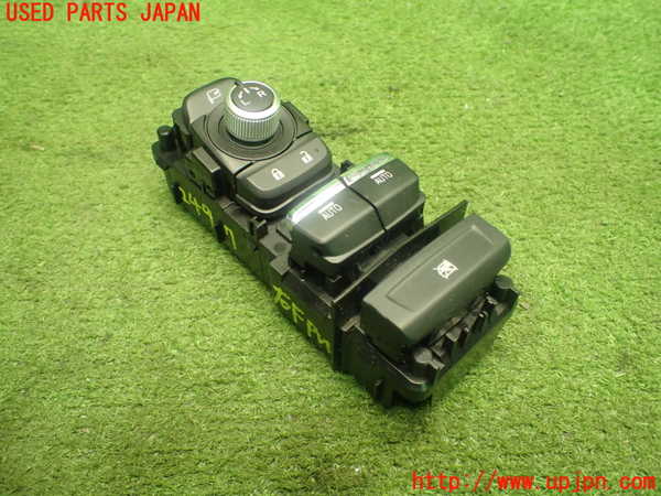 1UPJ-24976240]BRZ(86)(ZD8)右パワーウィンドウスイッチ 中古_m0001.jpg