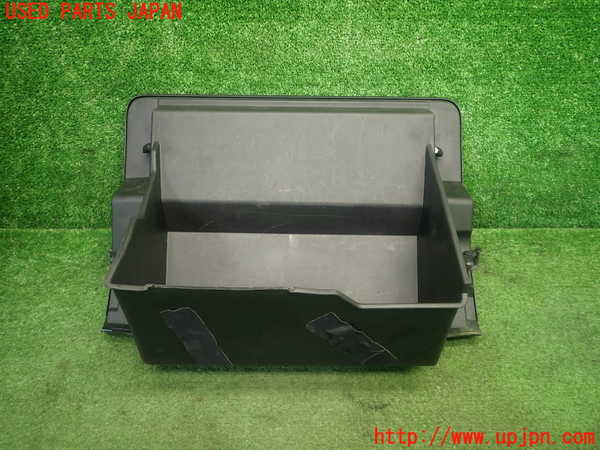5UPJ-24977516]BRZ(86)(ZD8)グローブボックス1 【ジャンク】_m0004.jpg