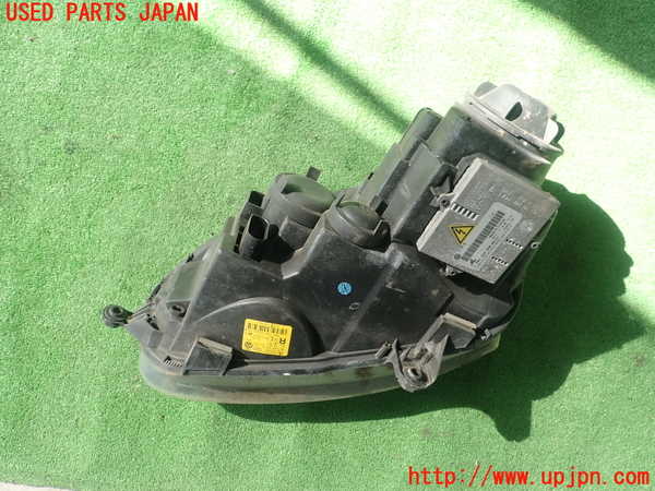 1UPJ-24981130]VW ゴルフ R32(1KBUBF)右ヘッドライト HID 中古_m0003.jpg