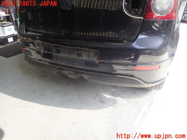 1UPJ-24981610]VW ゴルフ R32(1KBUBF)リアバンパー 中古_m0001.jpg