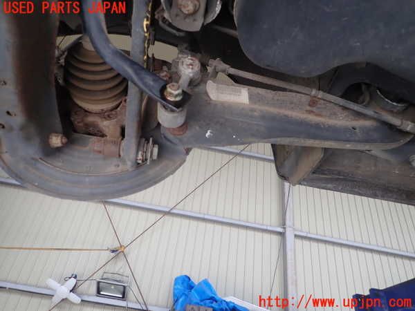 5UPJ-24984305]VW ゴルフ R32(1KBUBF)左リアナックルハブ 中古_m0001.jpg