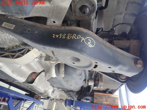 1UPJ-24985205]VW ゴルフ R32(1KBUBF)右リアロアアーム2 中古_m0001.jpg