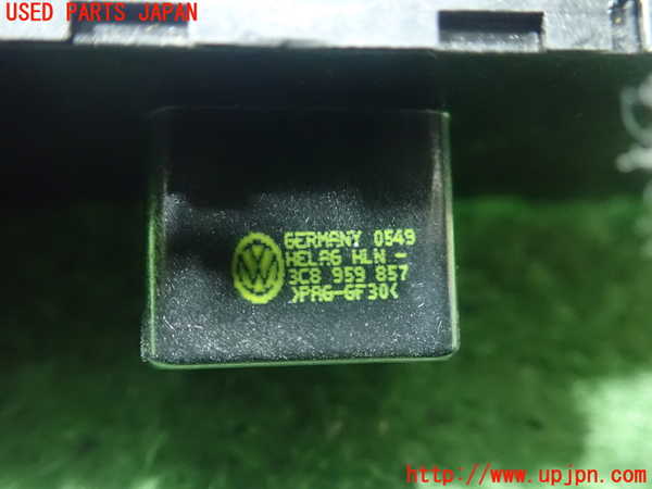 1UPJ-24986240]VW ゴルフ R32(1KBUBF)右前パワーウィンドウスイッチ 中古_m0002.jpg