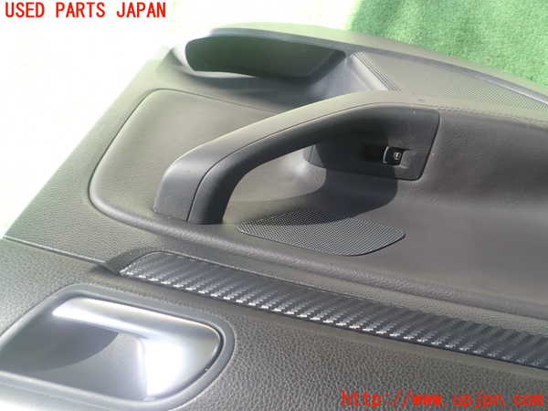 1UPJ-24981324]VW ゴルフ R32(1KBUBF)左後ドア内張り 中古_m0002.jpg