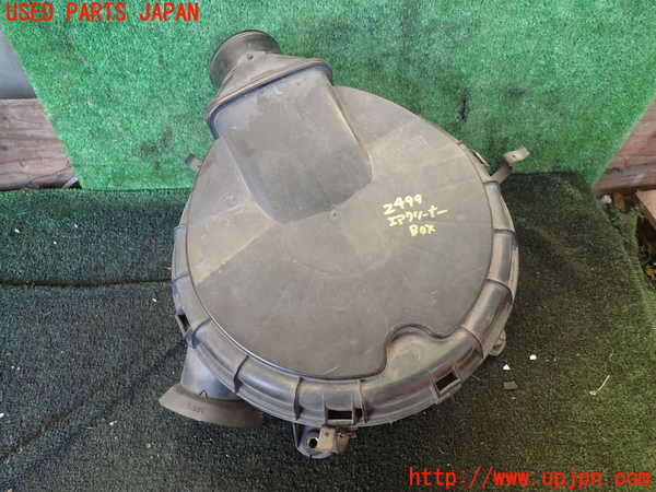 5UPJ-24992560]ハイラックスサーフ(KZN185W)エアクリーナーボックス 中古_m0001.jpg