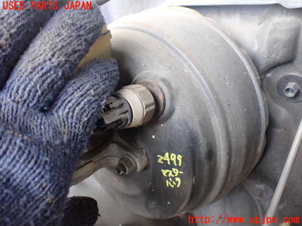 1UPJ-24994055]ハイラックスサーフ(KZN185W)ブレーキマスターバック 中古_m0001.jpg