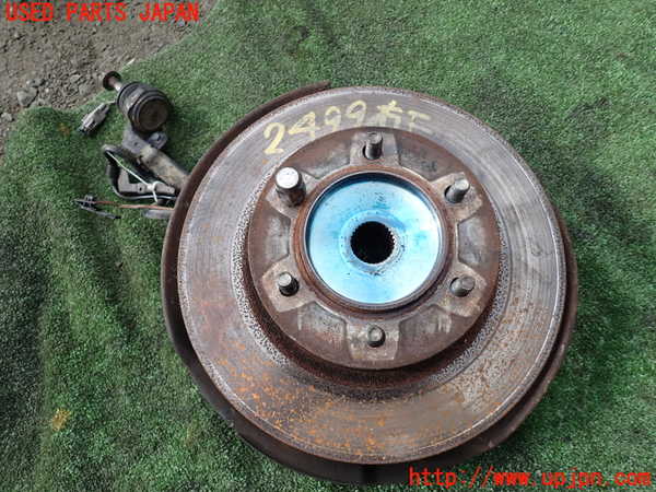 5UPJ-24994290]ハイラックスサーフ(KZN185W)右フロントナックルハブ 中古_m0001.jpg