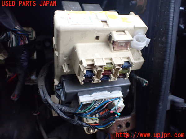 1UPJ-24996742]ハイラックスサーフ(KZN185W)ヒューズボックス2 中古_m0001.jpg